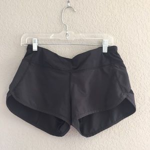 Lululemon Black Speed Shorts Size 6